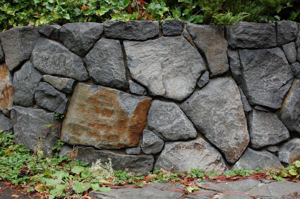 Custom stone and rock walls