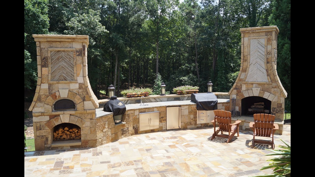 Outdoor living spaces and hardscapes